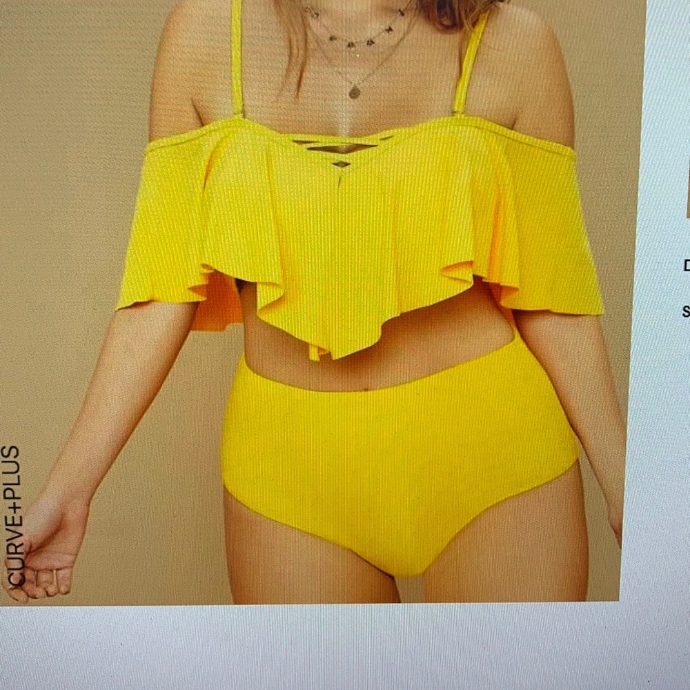Plus Size Hanky Top with High Waist Bikini